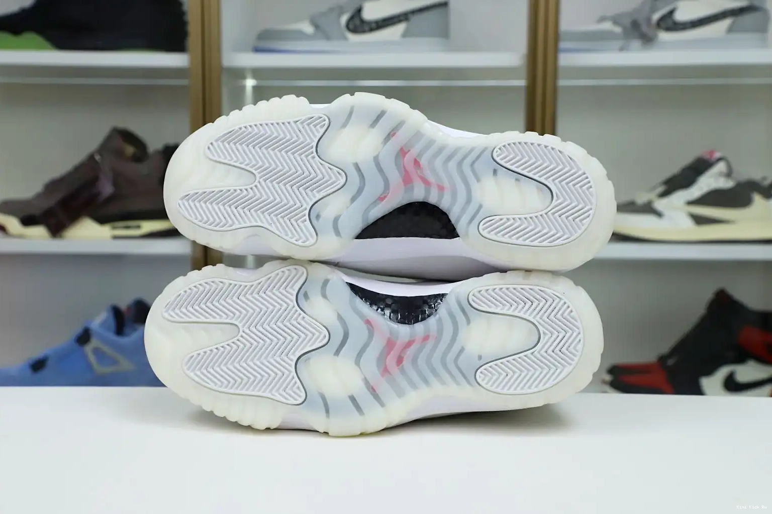 PLATINUM RETRO TINT 11 JORDAN Kimikick AIR XI 0428
